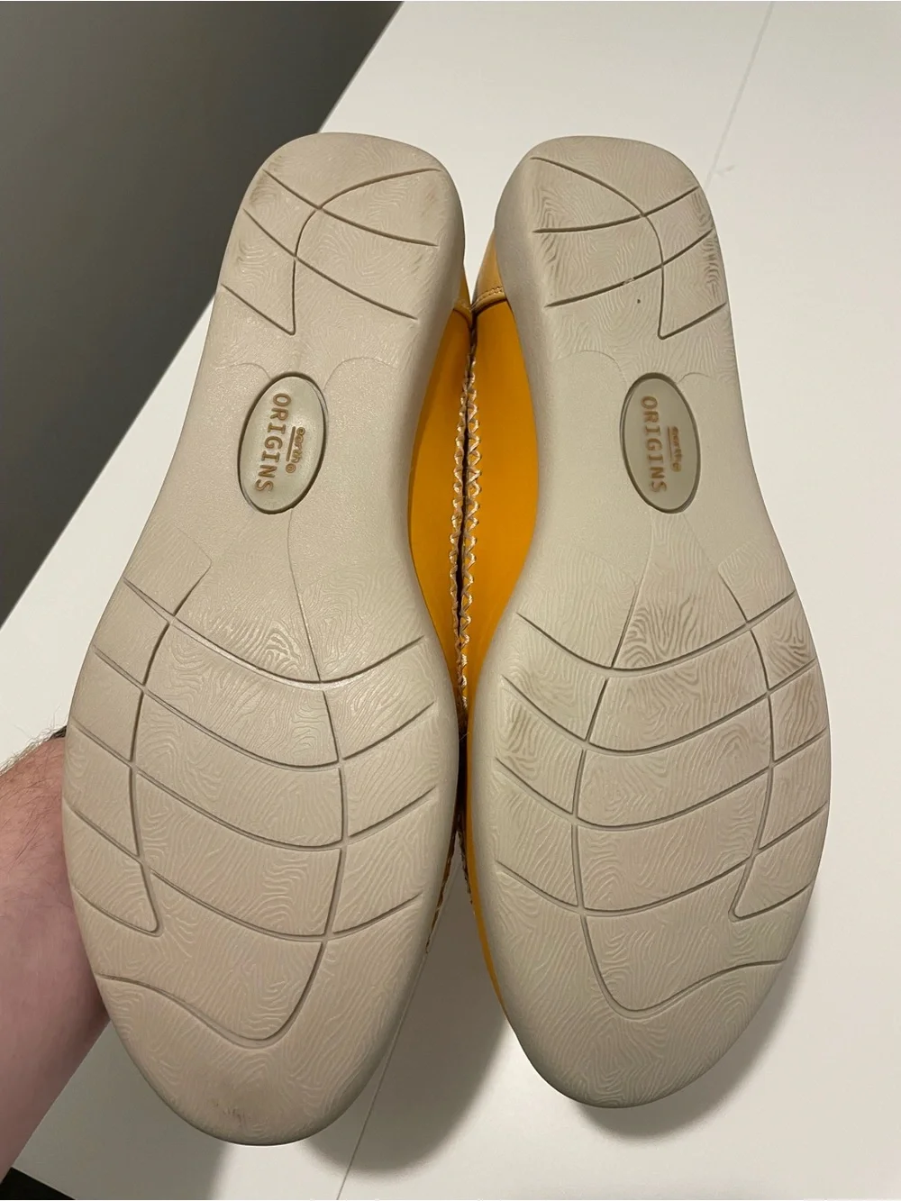 Earth Origins Brand Women's 10 Leather Whipstitch Slip-Ons Freya Sand Yellow - Picture 5 of 6